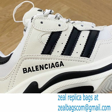 Balenciaga Triple S Women/Men Sneakers Top Quality 64 2022