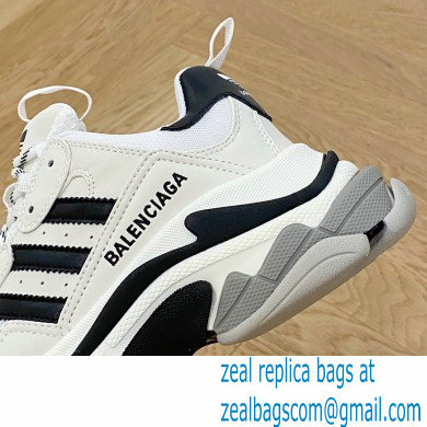 Balenciaga Triple S Women/Men Sneakers Top Quality 64 2022