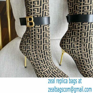 Balmain Heel 9.5cm Bicolor knit Raven thigh-high boots with monogram strap 05 2022