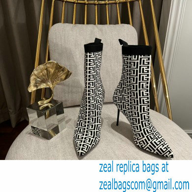 Balmain Heel 9.5cm Bicolor stretch knit Skye ankle boots with Balmain monogram 02 2022