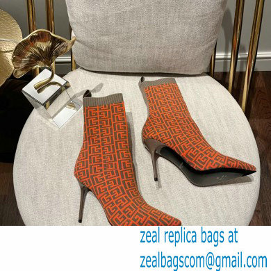 Balmain Heel 9.5cm Bicolor stretch knit Skye ankle boots with Balmain monogram 04 2022