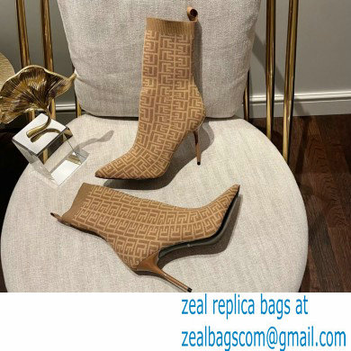 Balmain Heel 9.5cm Bicolor stretch knit Skye ankle boots with Balmain monogram 06 2022