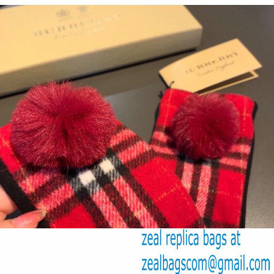 Burberry Gloves BUR07 2022