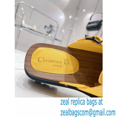 Dior Diorquake Clog in Calfskin Yellow 2022 - Click Image to Close