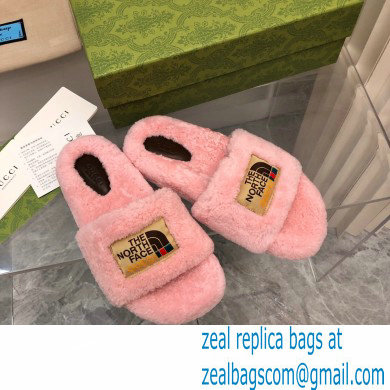 Gucci x The North Face shearling slides Pink 2022 - Click Image to Close