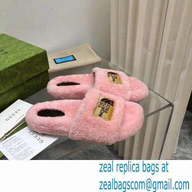 Gucci x The North Face shearling slides Pink 2022