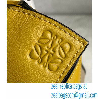 Loewe Mini Puzzle Bag in Calfskin 05 2022 - Click Image to Close