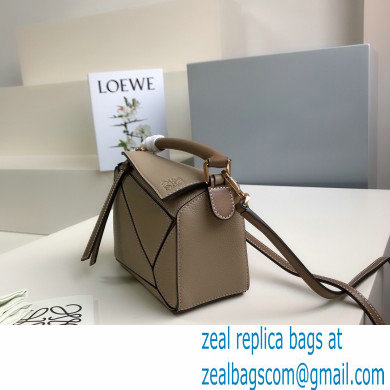 Loewe Mini Puzzle Bag in Calfskin 12 2022 - Click Image to Close