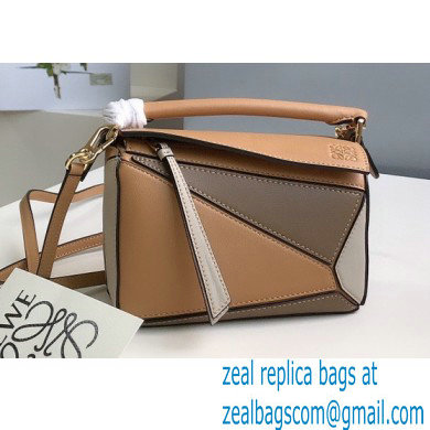 Loewe Mini Puzzle Bag in Calfskin 15 2022 - Click Image to Close