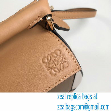 Loewe Mini Puzzle Bag in Calfskin 15 2022 - Click Image to Close