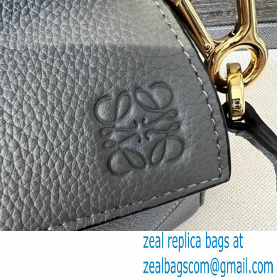 Loewe Small Puzzle Bag in Calfskin 01 2022 - Click Image to Close