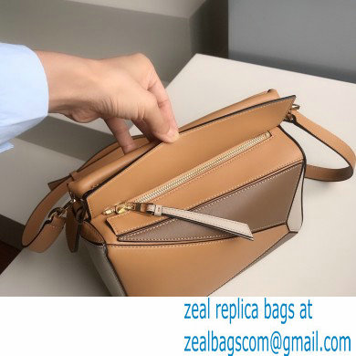 Loewe Small Puzzle Bag in Calfskin 05 2022 - Click Image to Close