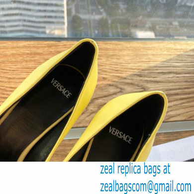 Versace Heel 15.5cm platform 1.5cm Virtus Pumps Yellow 2022 - Click Image to Close