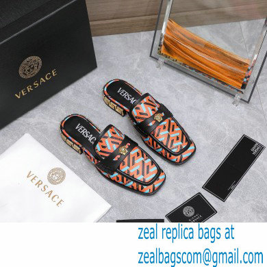 Versace La Medusa Slippers Print 05 2022