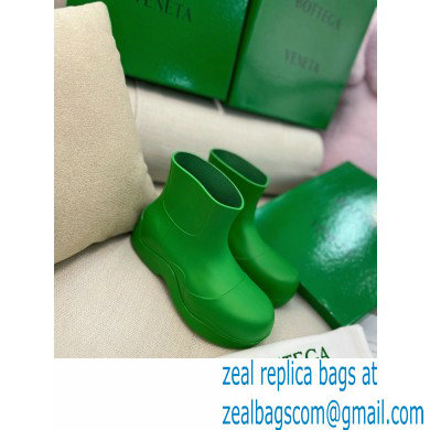 Bottega Veneta Flatform 5 cm puddle rubber ankle boots Green
