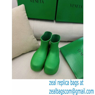 Bottega Veneta Flatform 5 cm puddle rubber ankle boots Green