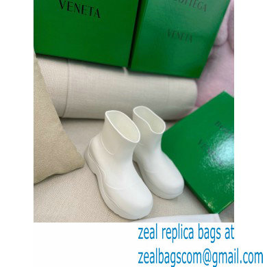 Bottega Veneta Flatform 5 cm puddle rubber ankle boots White