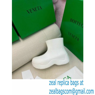 Bottega Veneta Flatform 5 cm puddle rubber ankle boots White