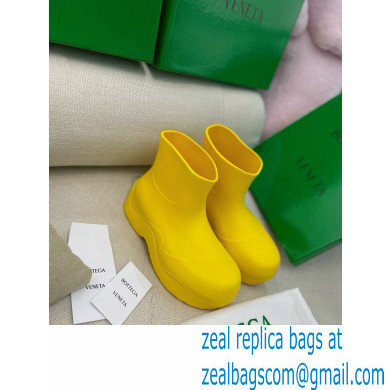 Bottega Veneta Flatform 5 cm puddle rubber ankle boots Yellow