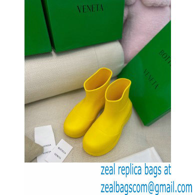 Bottega Veneta Flatform 5 cm puddle rubber ankle boots Yellow - Click Image to Close