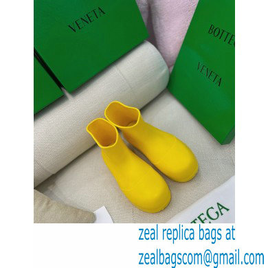 Bottega Veneta Flatform 5 cm puddle rubber ankle boots Yellow - Click Image to Close