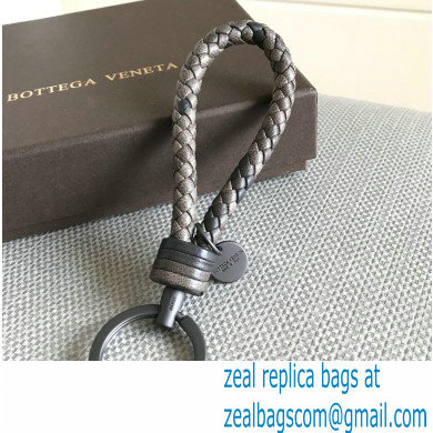 Bottega Veneta Intreccio leather key ring 04