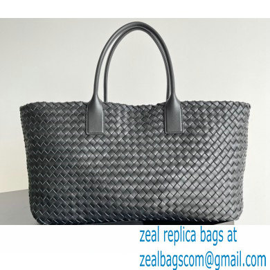 Bottega Veneta Large cabat intreccio leather tote bag 01