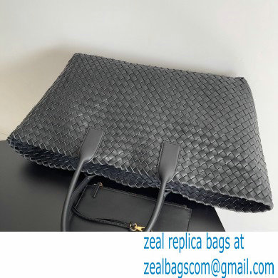 Bottega Veneta Large cabat intreccio leather tote bag 01