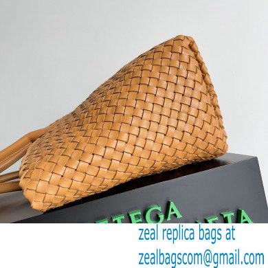 Bottega Veneta Large cabat intreccio leather tote bag 02