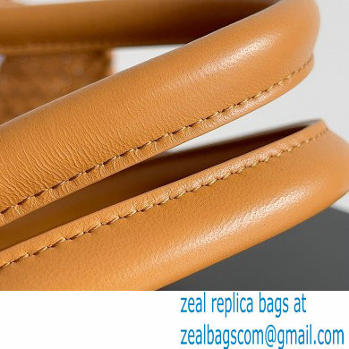 Bottega Veneta Large cabat intreccio leather tote bag 02