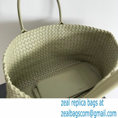 Bottega Veneta Large cabat intreccio leather tote bag 03