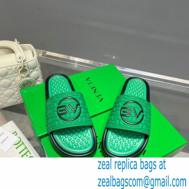 Bottega Veneta Logo Green Slides Sandals 01 2022