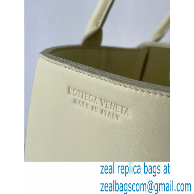 Bottega Veneta Medium intreccio leather arco tote bag 05