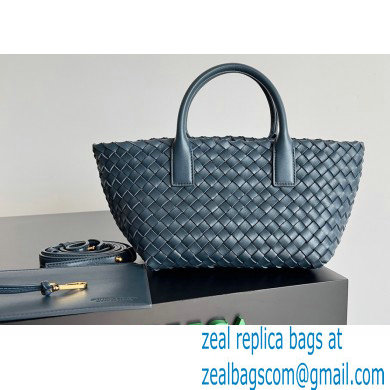 Bottega Veneta Mini cabat intreccio leather tote bag with detachable strap 06