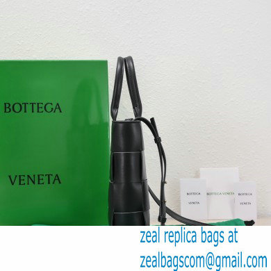 Bottega Veneta Mini intreccio leather cassette tote bag with detachable strap Black