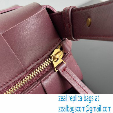 Bottega Veneta brick cassette Intreccio leather shoulder bag Burgundy - Click Image to Close