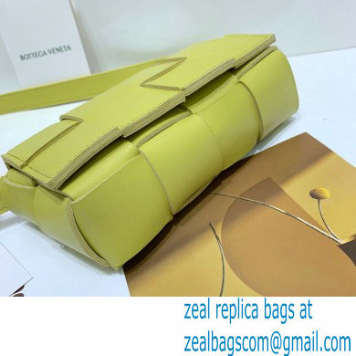 Bottega Veneta cassette Mini intreccio leather belt bag 02