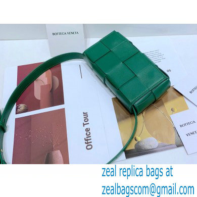 Bottega Veneta cassette Mini intreccio leather belt bag 09