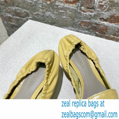 Bottega Veneta leather madame pumps Light Yellow