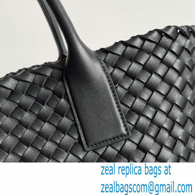 Bottega Veneta medium cabat intreccio leather tote bag 01 - Click Image to Close