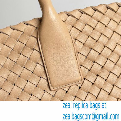 Bottega Veneta medium cabat intreccio leather tote bag 04