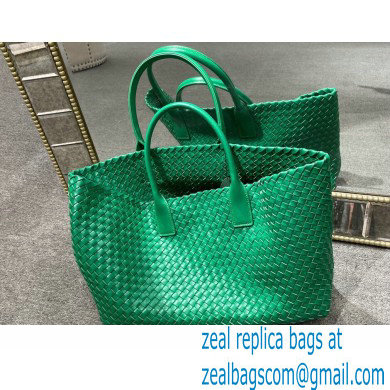 Bottega Veneta medium cabat intreccio leather tote bag 05