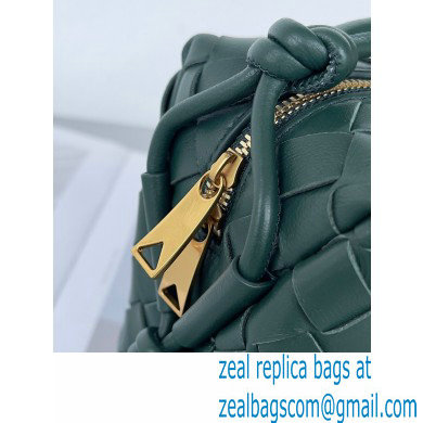 Bottega Veneta medium loop Intrecciato leather cross-body camera bag 06 - Click Image to Close