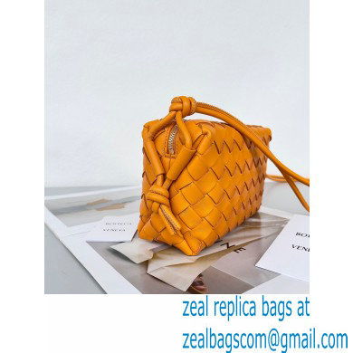 Bottega Veneta mini loop Intrecciato leather cross-body camera bag 02 - Click Image to Close