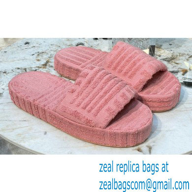 Bottega Veneta resort sponge slides 04 2022