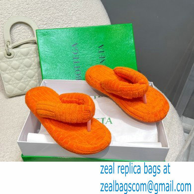 Bottega Veneta resort sponge slides Thong Sandals 03 2022 - Click Image to Close