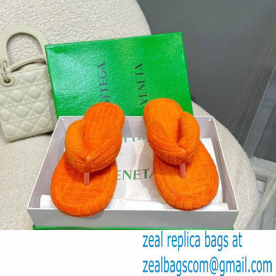 Bottega Veneta resort sponge slides Thong Sandals 03 2022