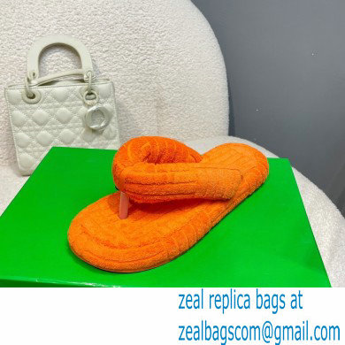 Bottega Veneta resort sponge slides Thong Sandals 03 2022 - Click Image to Close