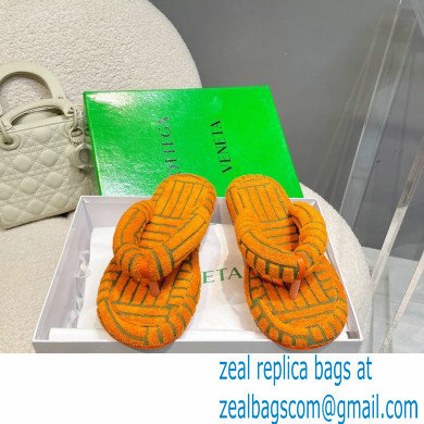 Bottega Veneta resort sponge slides Thong Sandals 07 2022 - Click Image to Close
