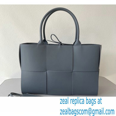 Bottega Veneta small intreccio leather arco tote bag 04